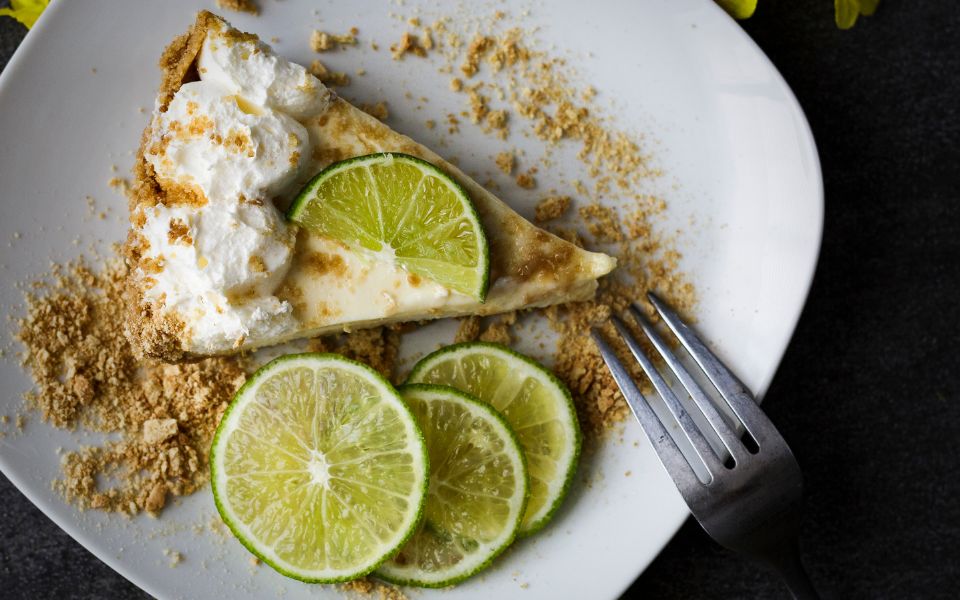 What to eat on your Florida elopement - key lime pie