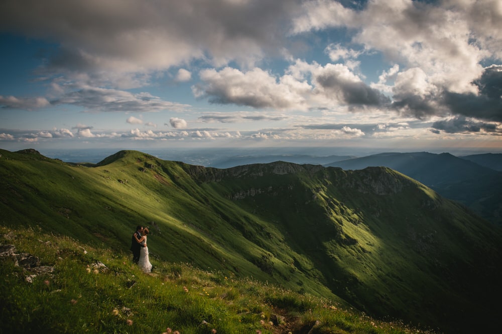 France elopement example - ceremony in Auvergne