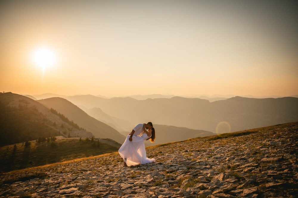 France elopement example - ceremony in the mountains
