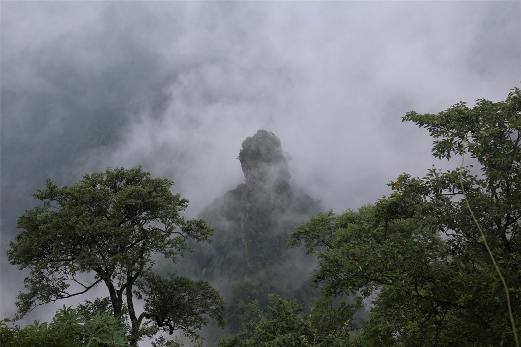 Idée d’évasion d’aventure - la montagne tianmen