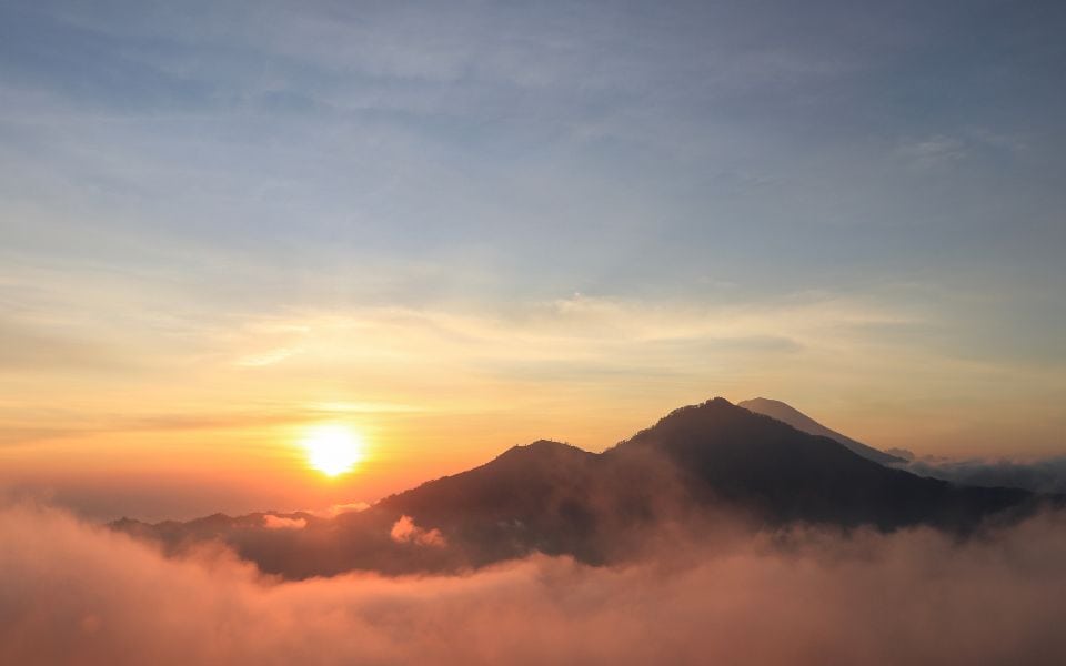 What to do on you Bali elopement - Mount Batur sunrise