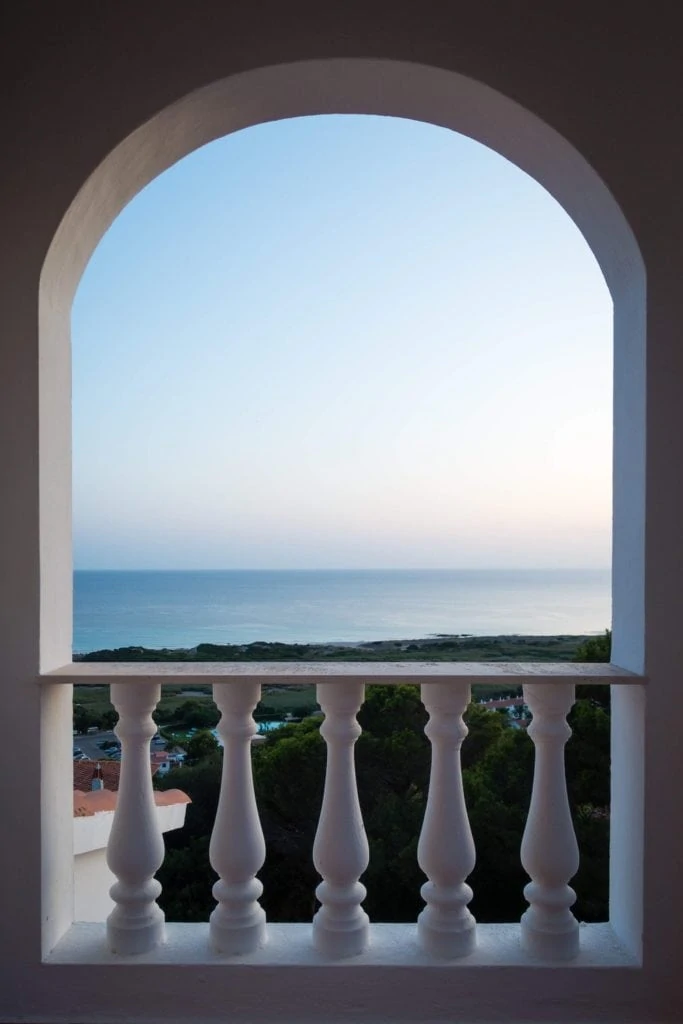 When to elope in Spain