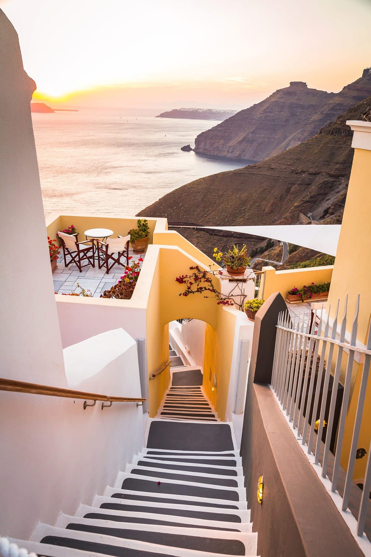 How to legally elope in Santorini