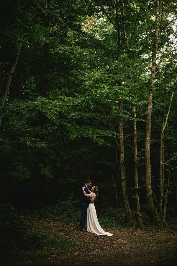 Slideshow photographe de mariages atypiques - mariage en forêt