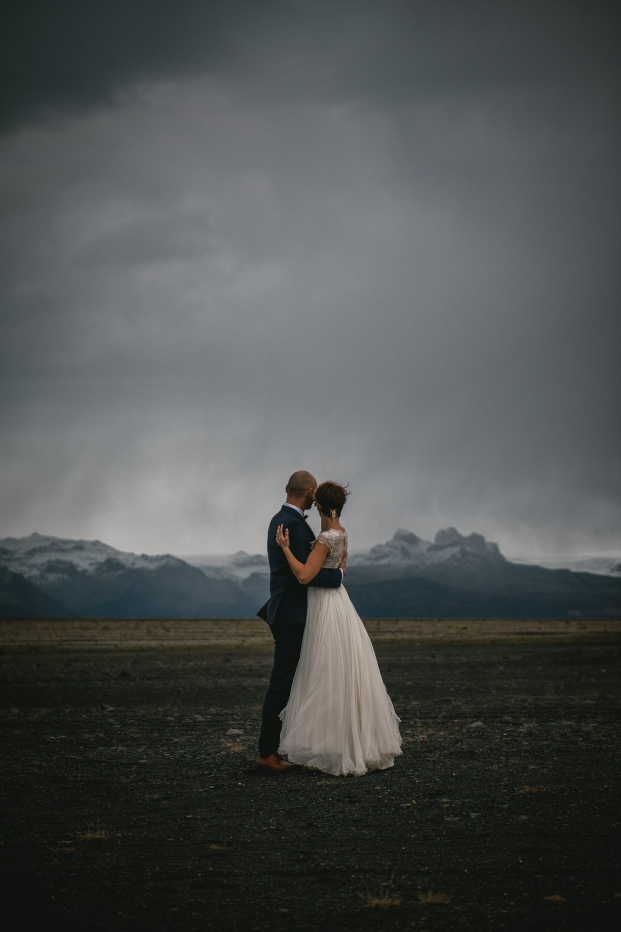 Iceland elopement by a glacier