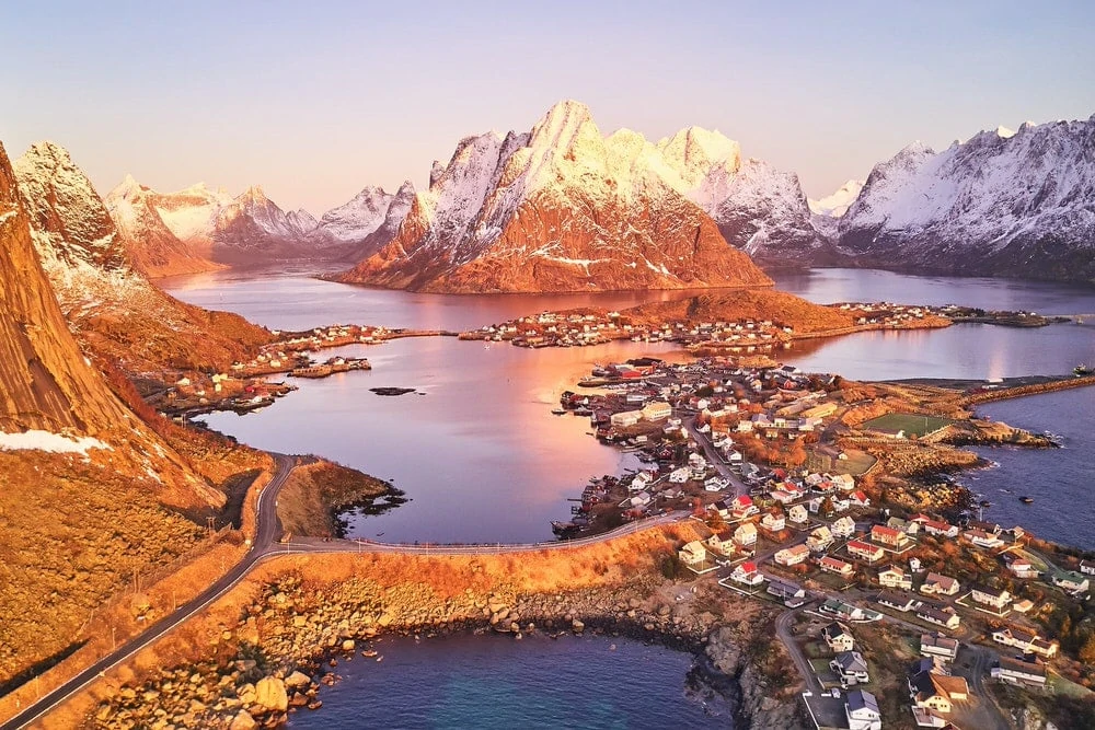 Where to elope in the Lofoten Islands - Reine