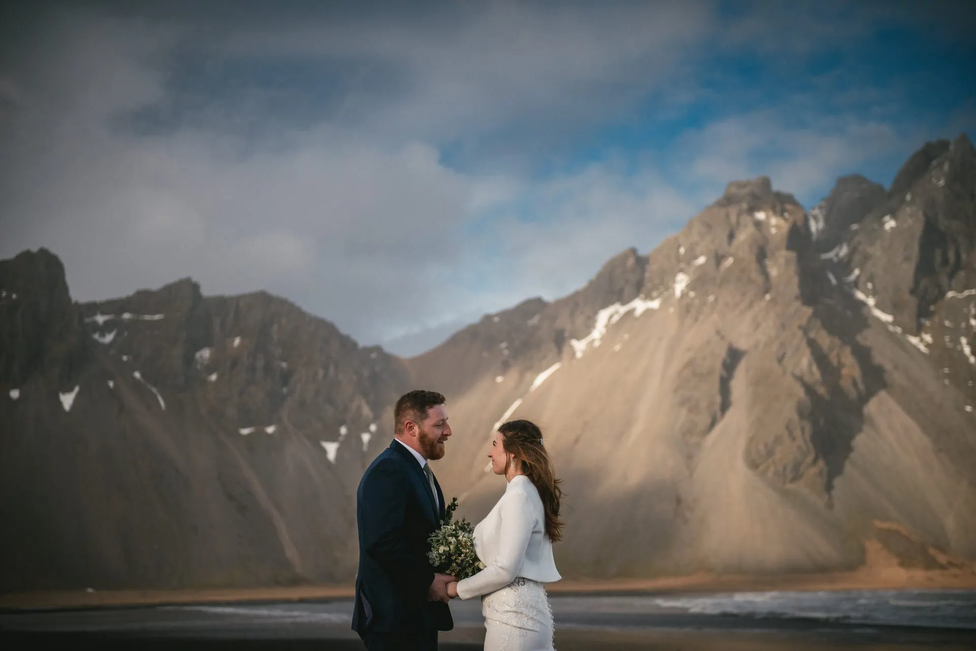 Adventure elopement in Iceland
