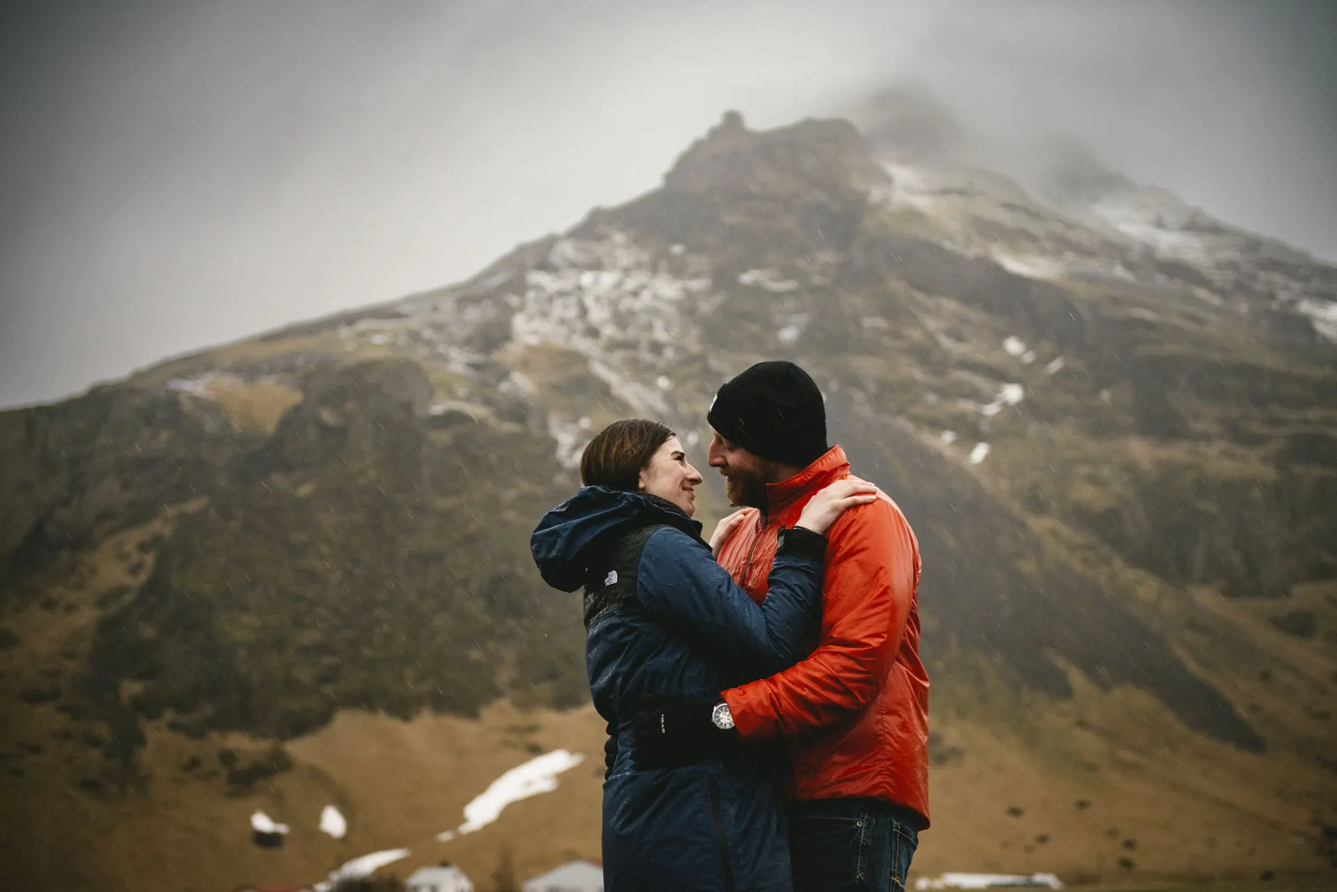 Kvernufoss waterfall couple photoshoot