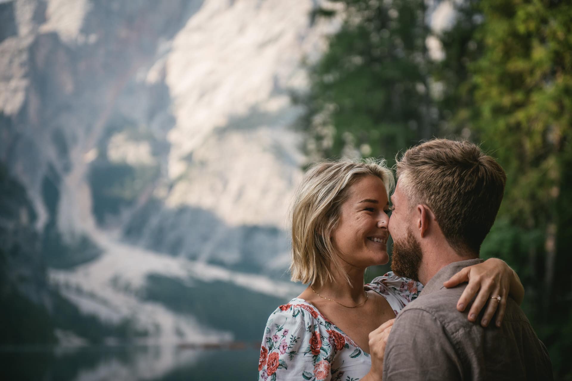 Lago di Braies Dolomites elopement and couple photos