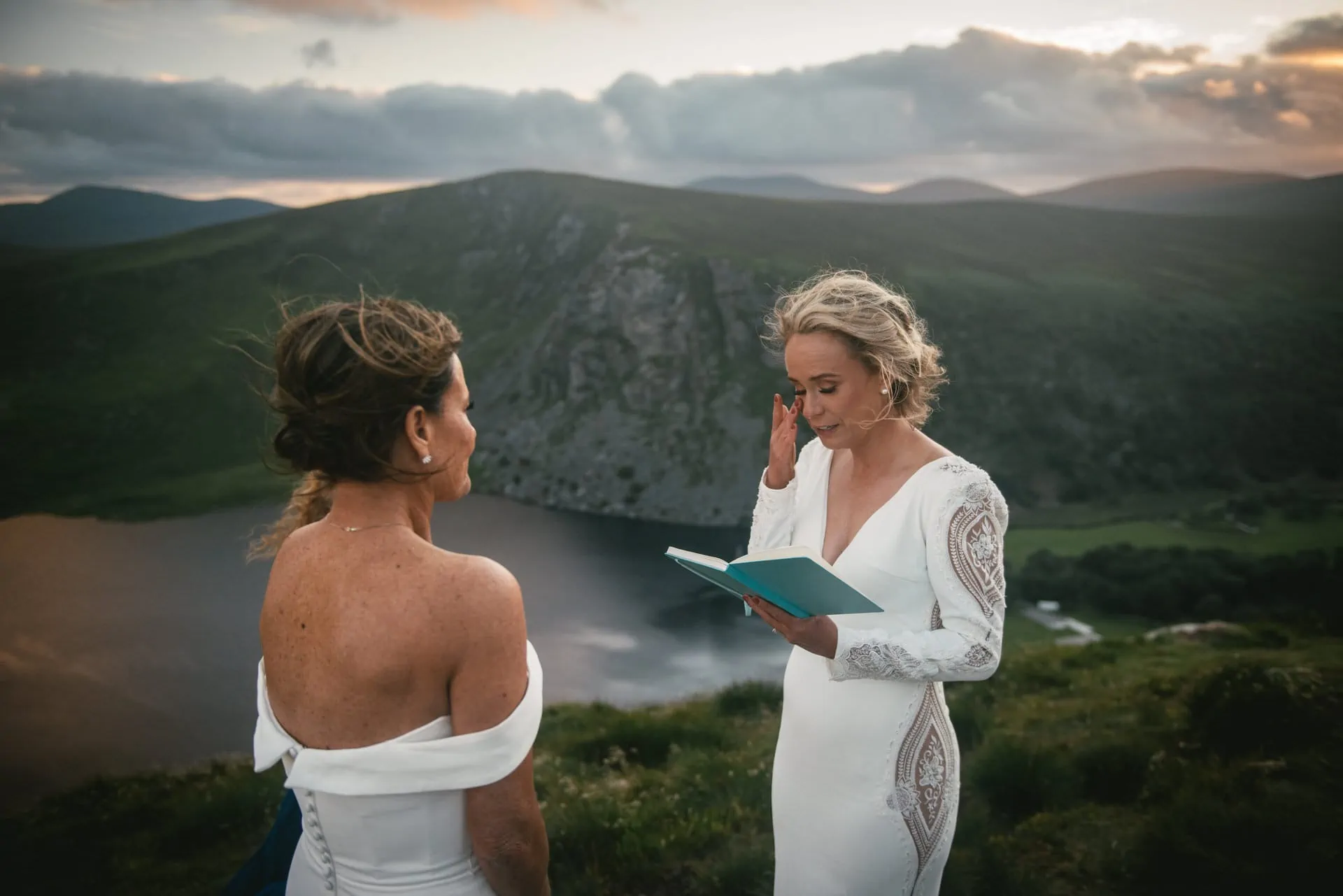 Same-sex adventure elopement in the wicklow Mountains NP in Ireland