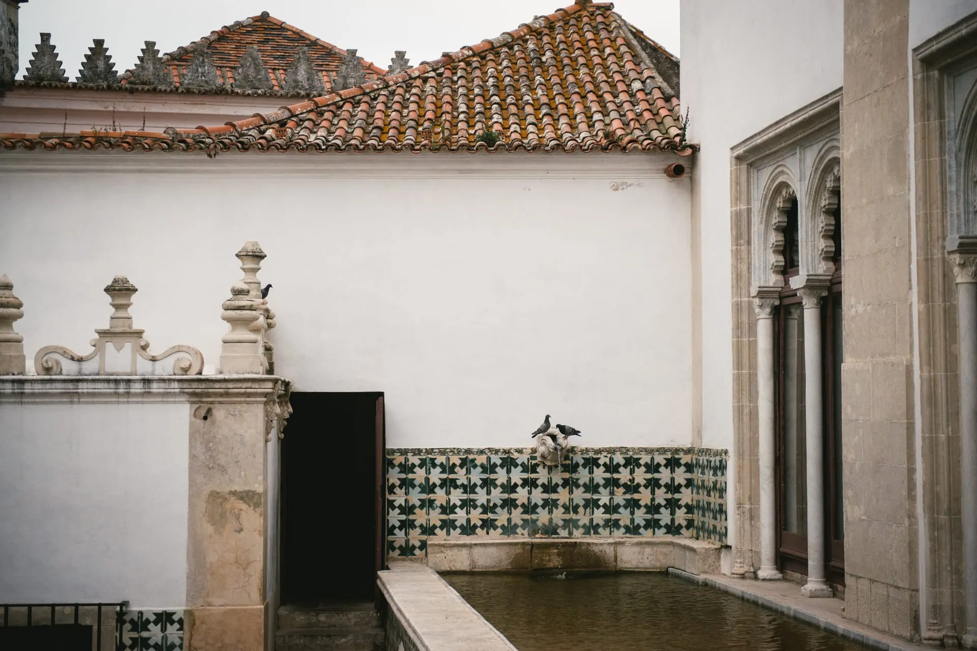 Elopement in Portugal near Lisbon