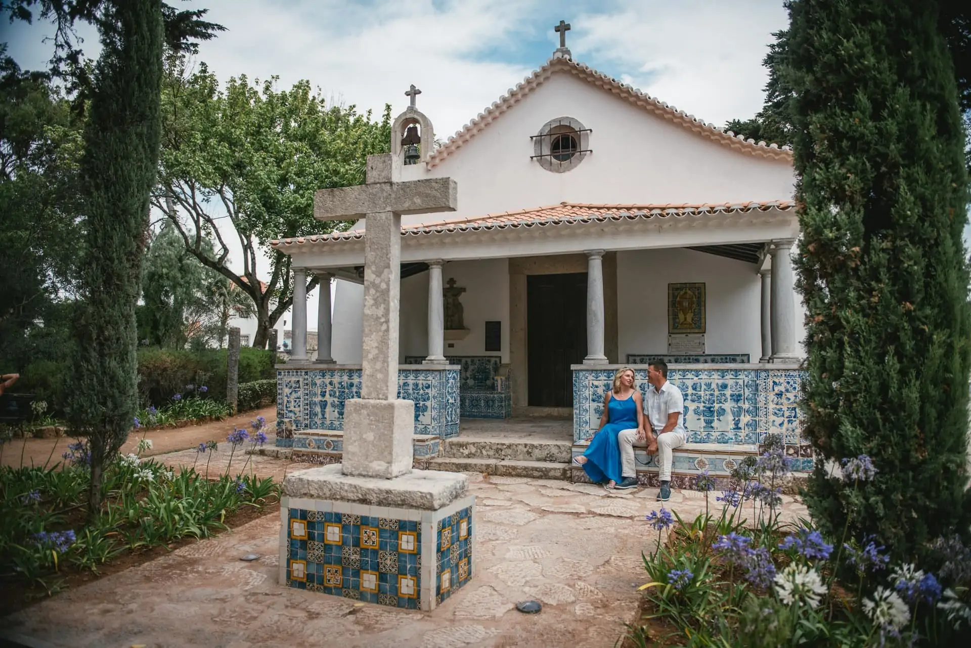 Elopement in Portugal near Lisbon