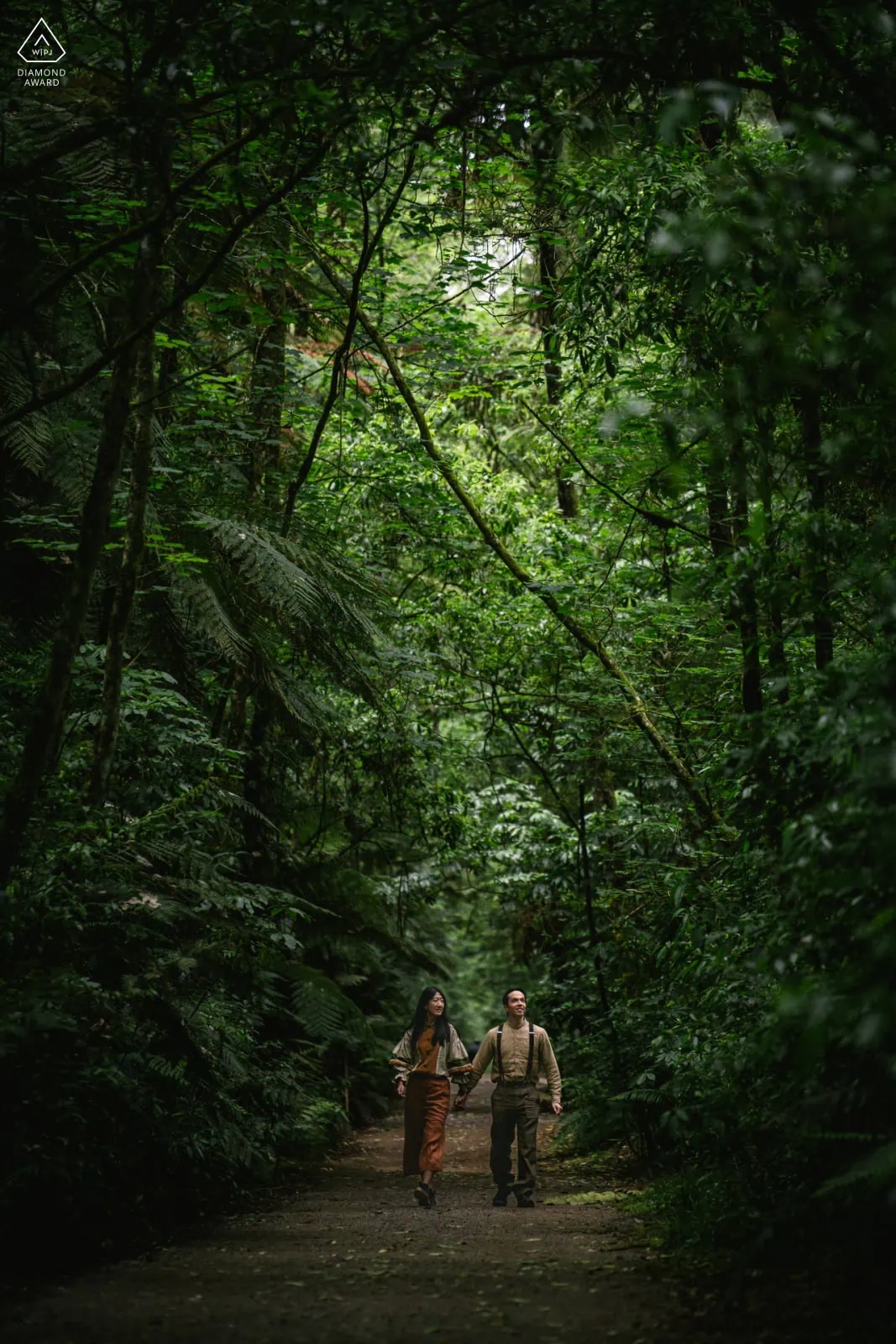 Elopement in lush tropical rainforest, perfect for a romantic Bora Bora wedding.