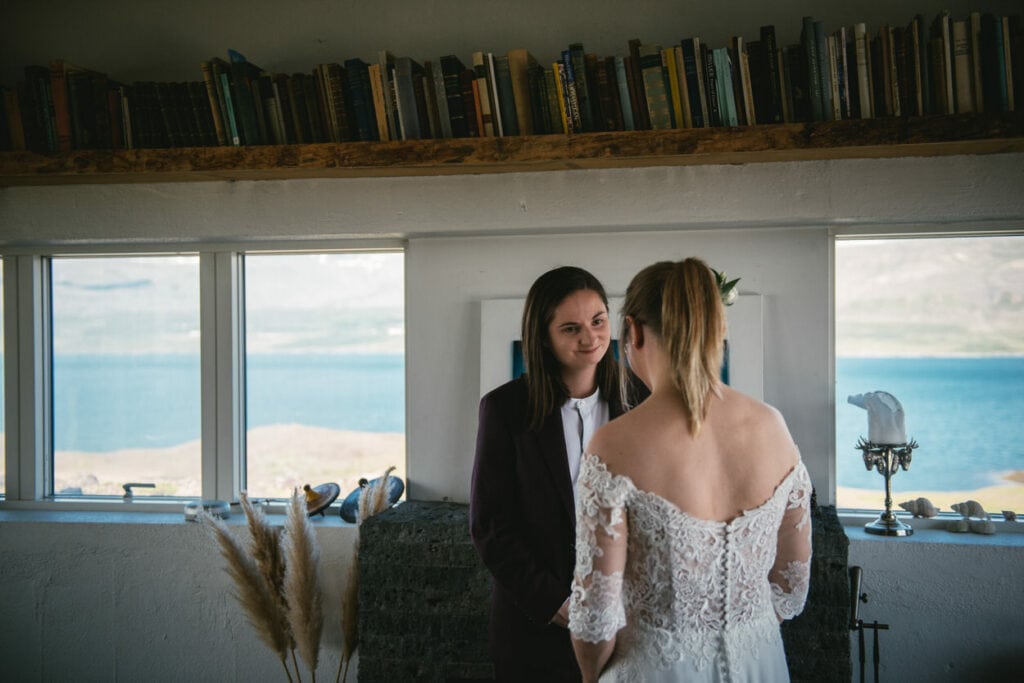 Emotional same-sex first look in Iceland