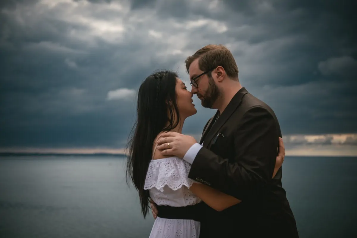Day-after photoshoot of a couple after their elopement in Normandy