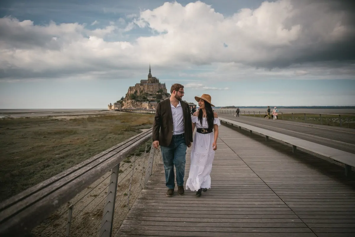 Day-after photoshoot of a couple after their elopement in Normandy