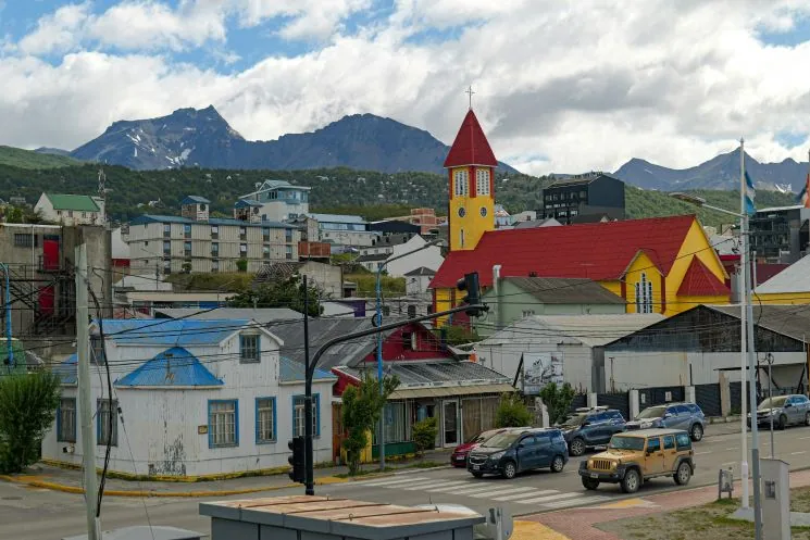 What to do during your Patagonia elopement - Exploring coastal towns