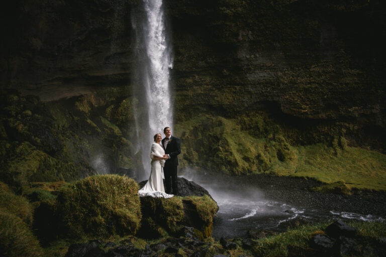 Le guide ultime du mariage d’aventure en Islande – conseils et idées pour se marier en 2024-25