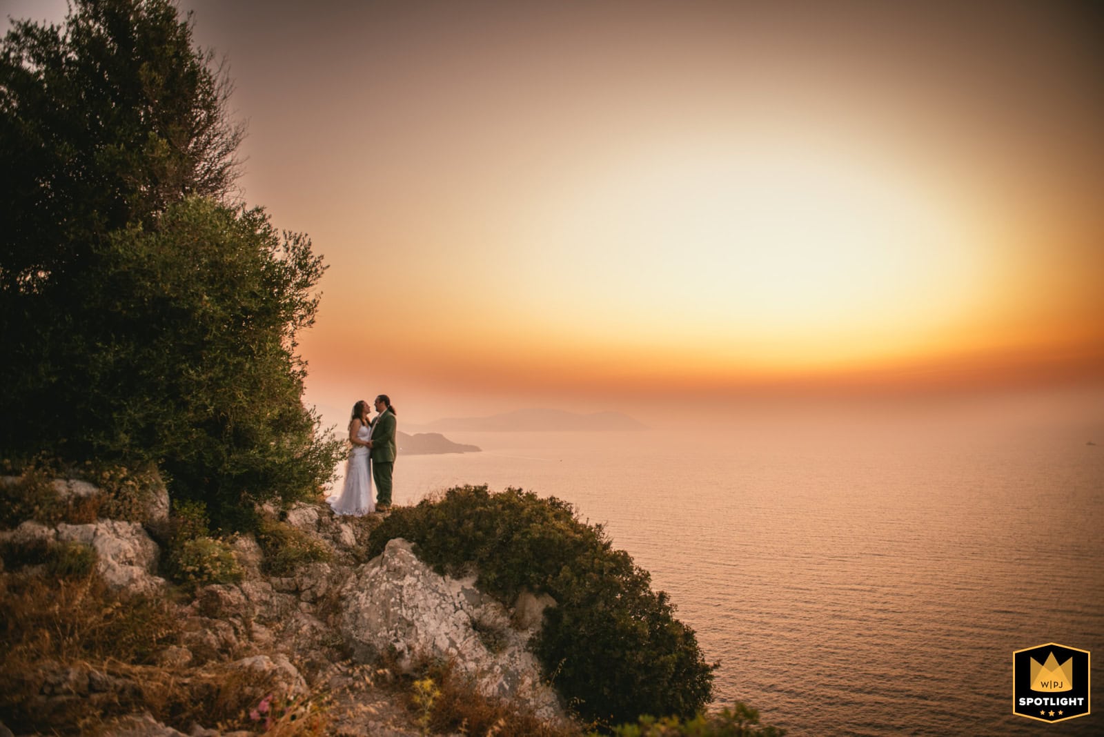 Rhodes elopement in Greece by Zephyr and Luna