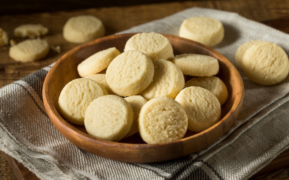 What to eat on your Scotland elopement - shortbread