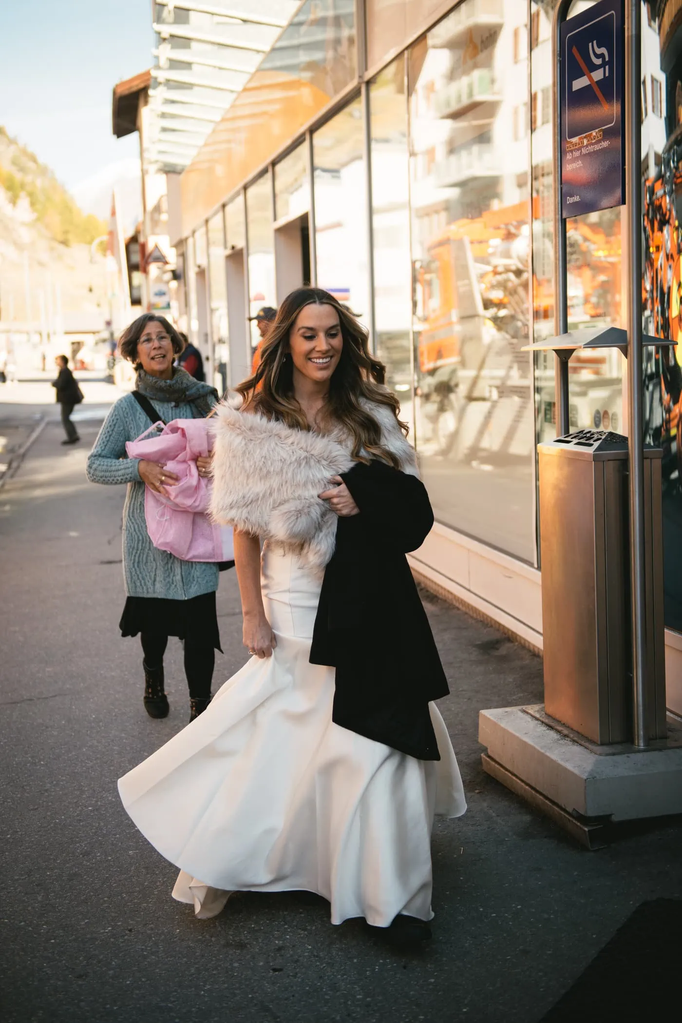 Couple looking at each other in the Gornergratbahn