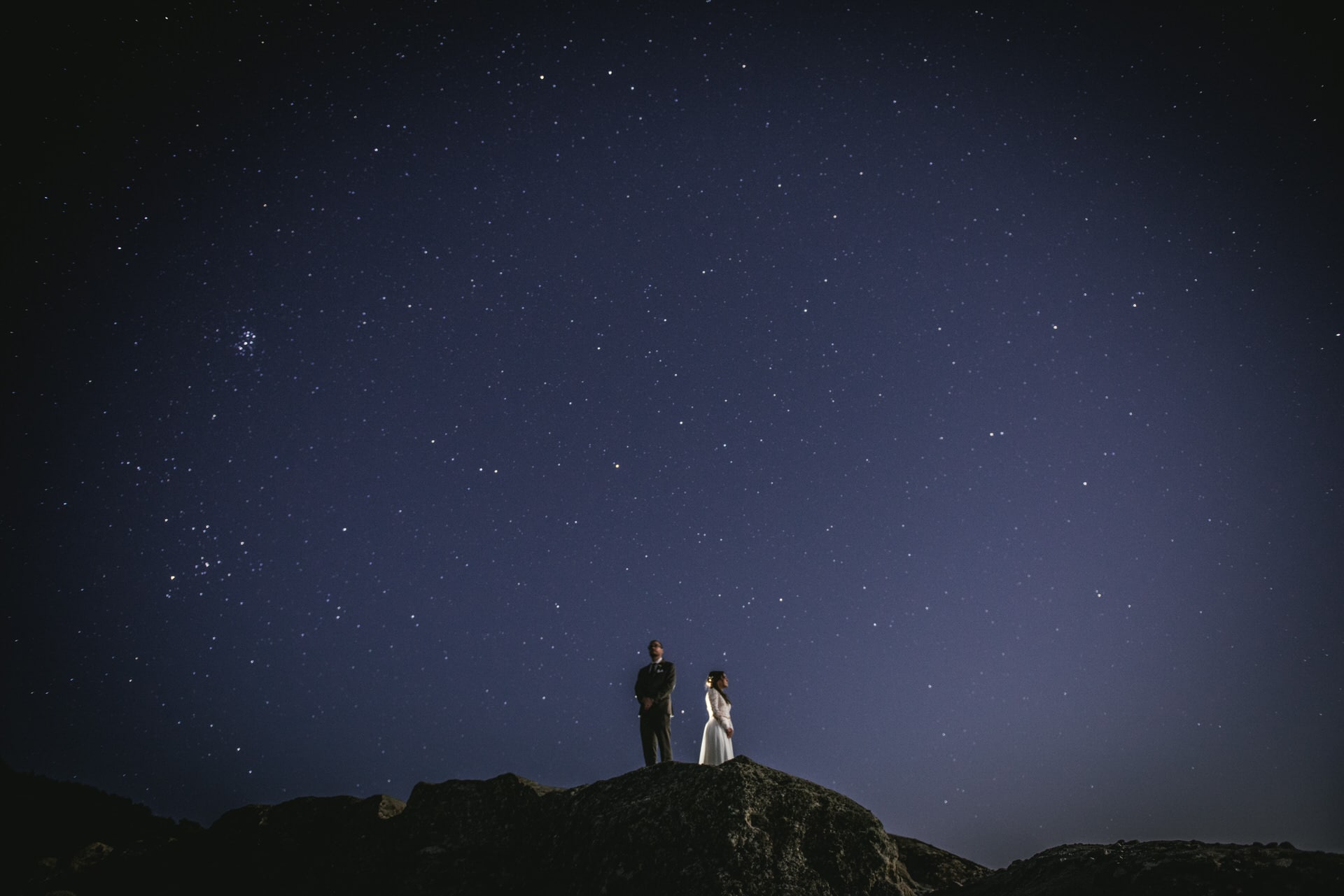 Couple under the stars on their Meteora wedding elopement