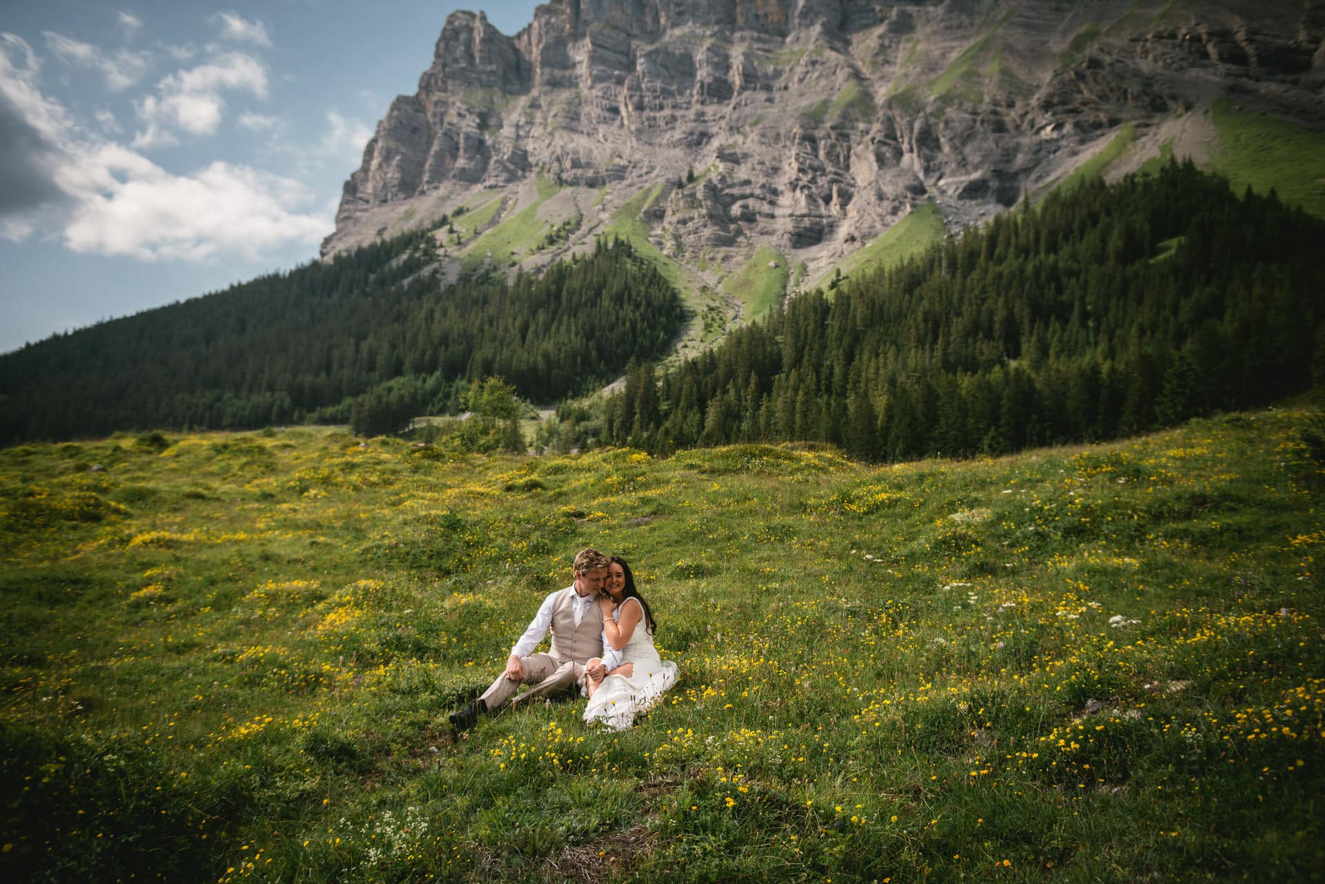 Alpine beauty as love's backdrop - hiking elopement in Switzerland.