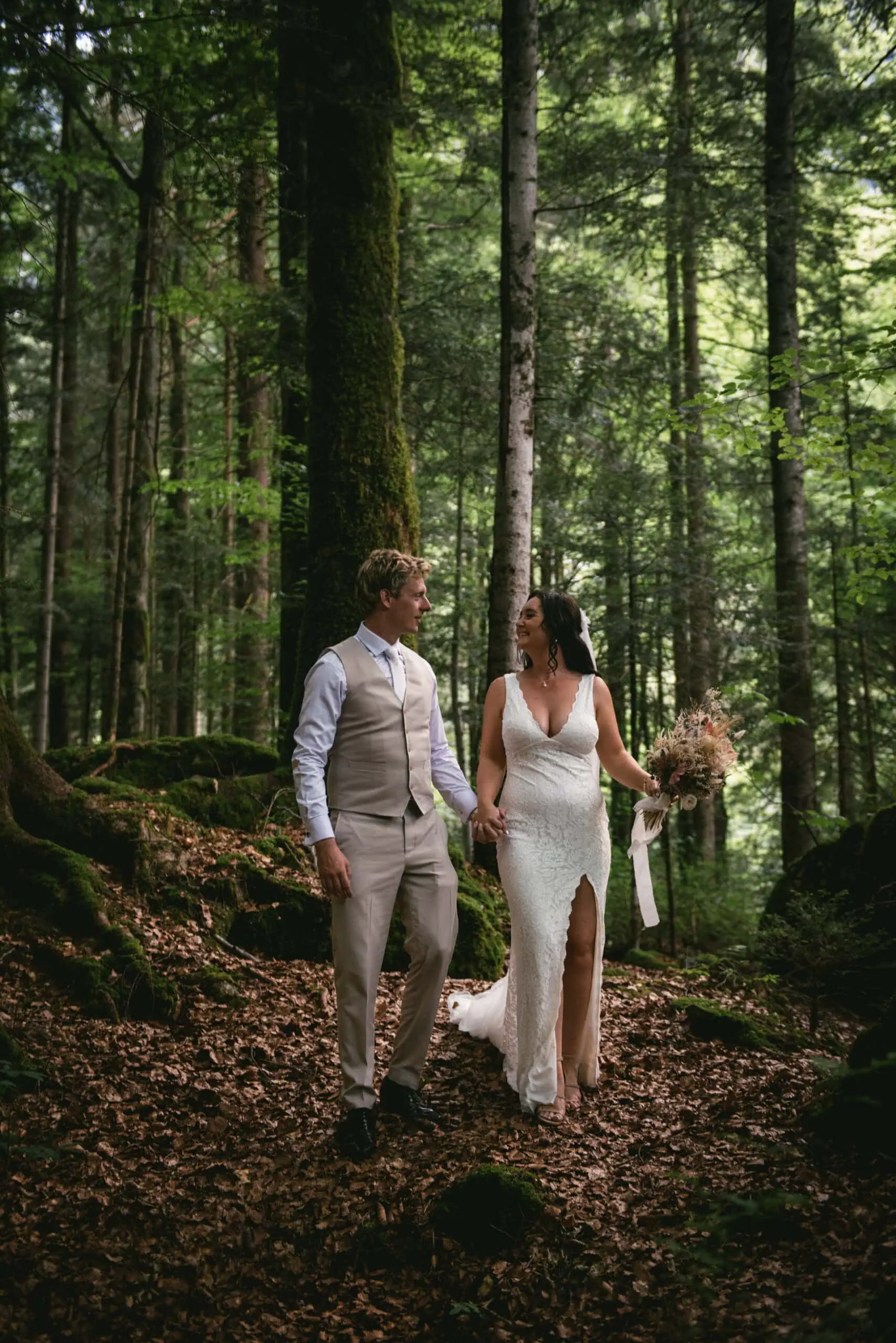 Trails of love, Swiss vistas - hiking elopement in Switzerland.