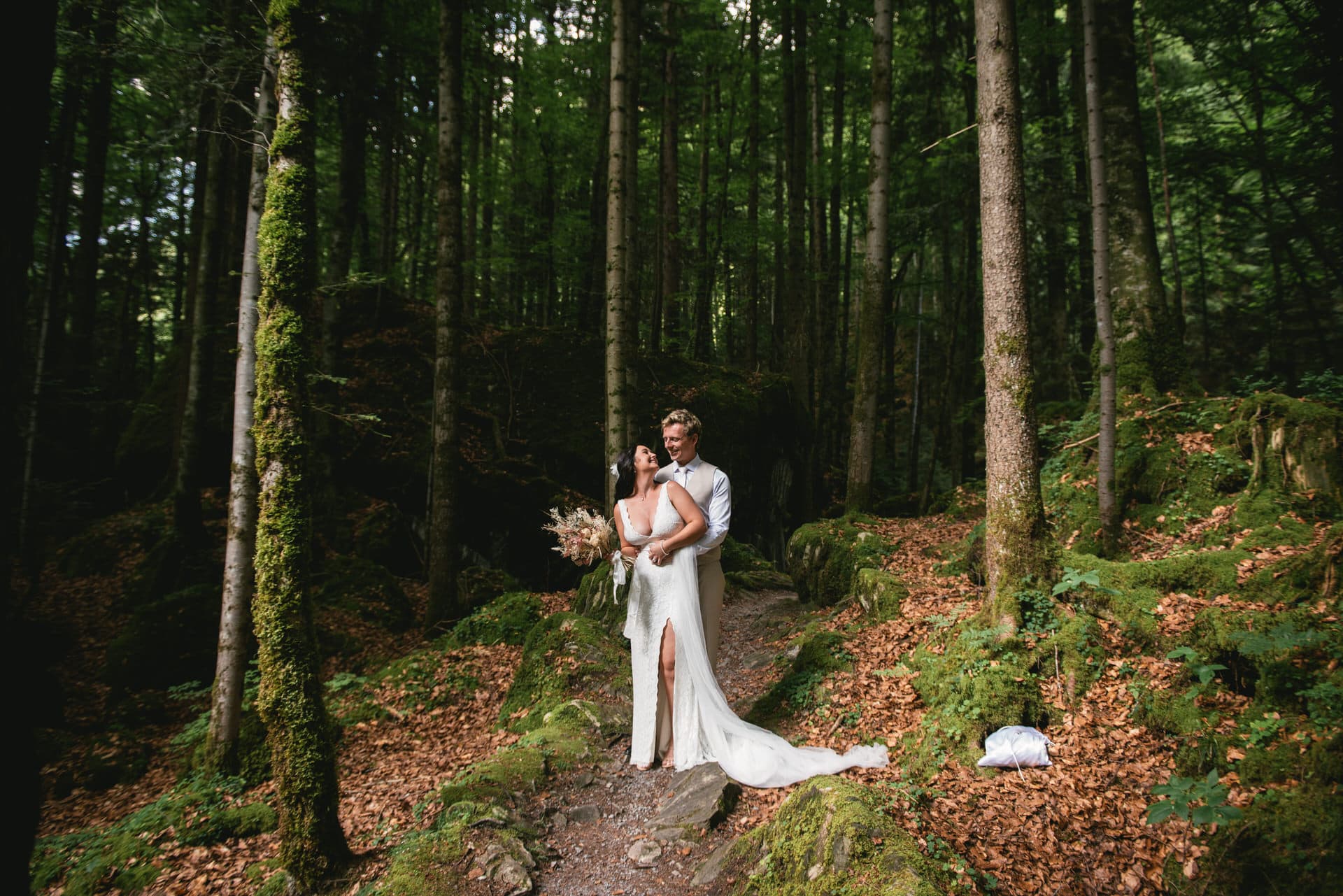 Peaks and passion converged - a mesmerizing hiking elopement.