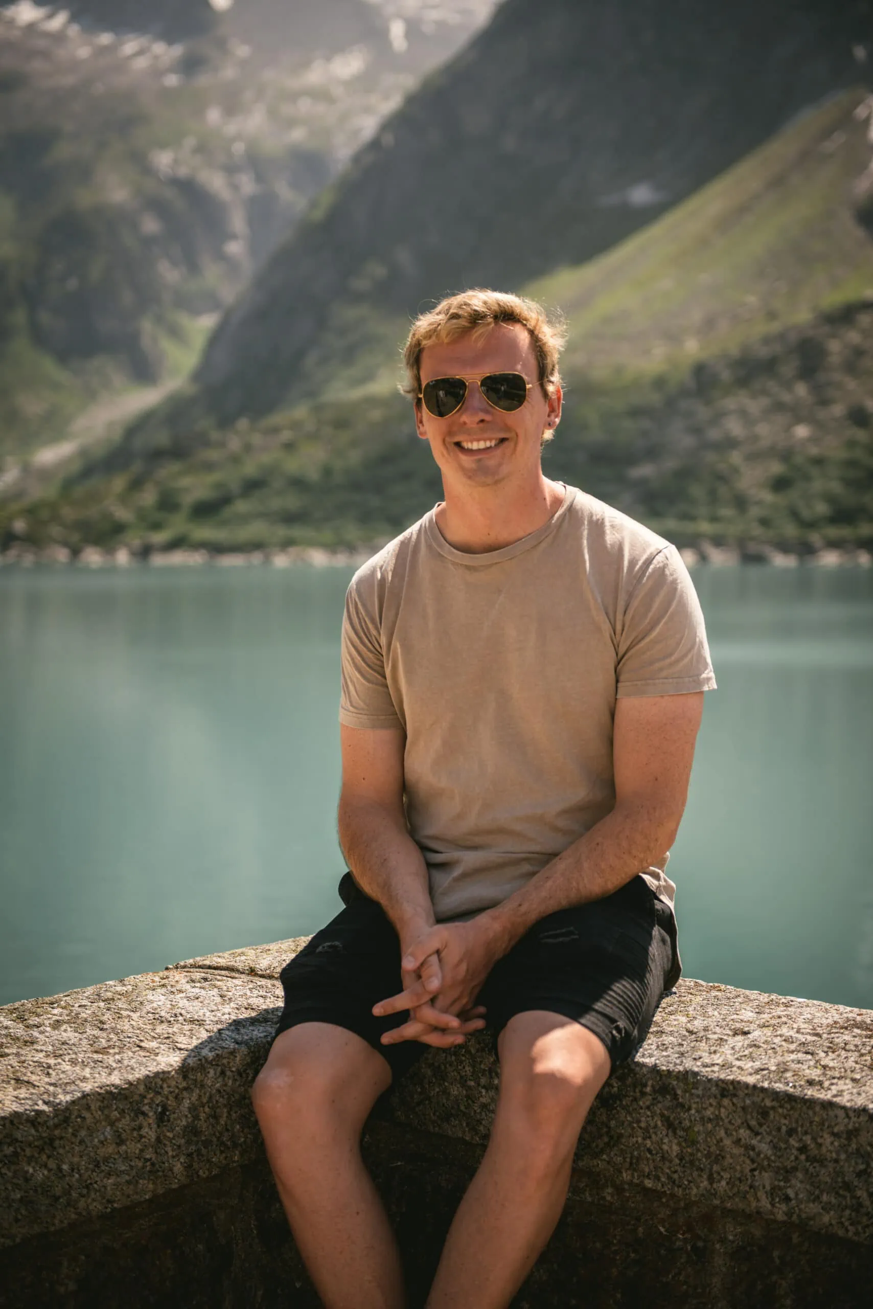 Peaks as witnesses, love's tale - Emily & Luke's hiking elopement.