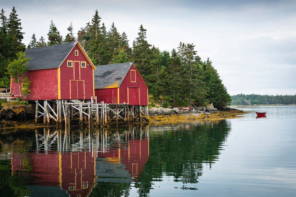 How to elope in Nova Scotia - the ultimate guide