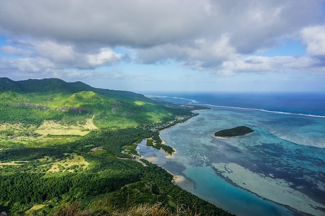 Where to elope in Mauritius - Le Morne Brabant peninsula