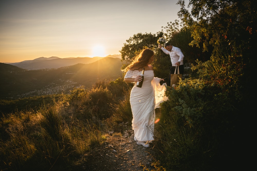 What to pack for your elopement - emergency kit