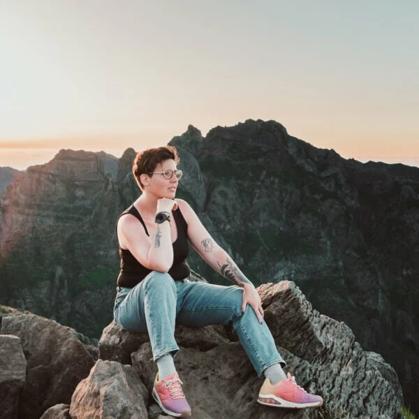 Amber, elopement photographer