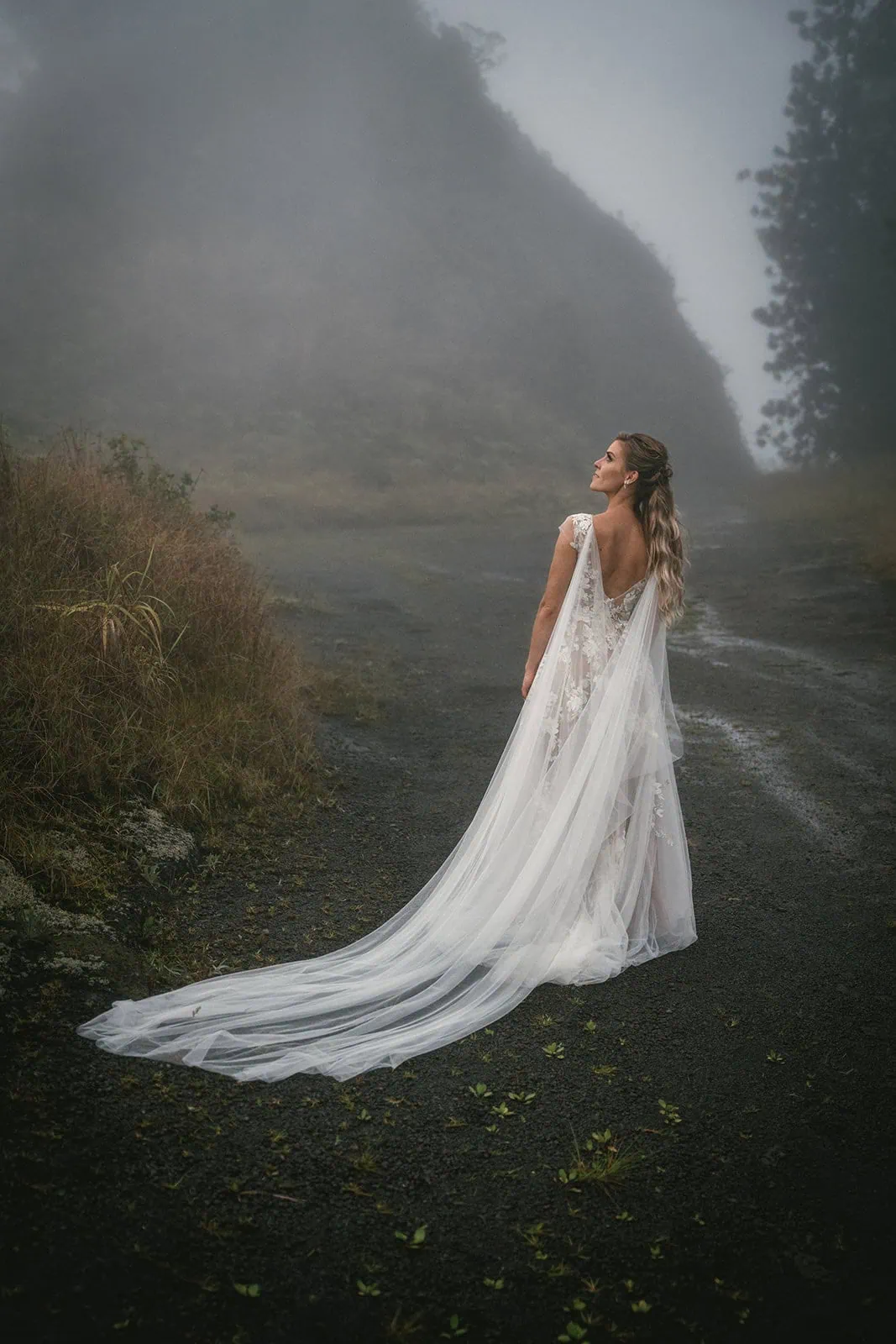 Bride's dress in French Polynesia elopement