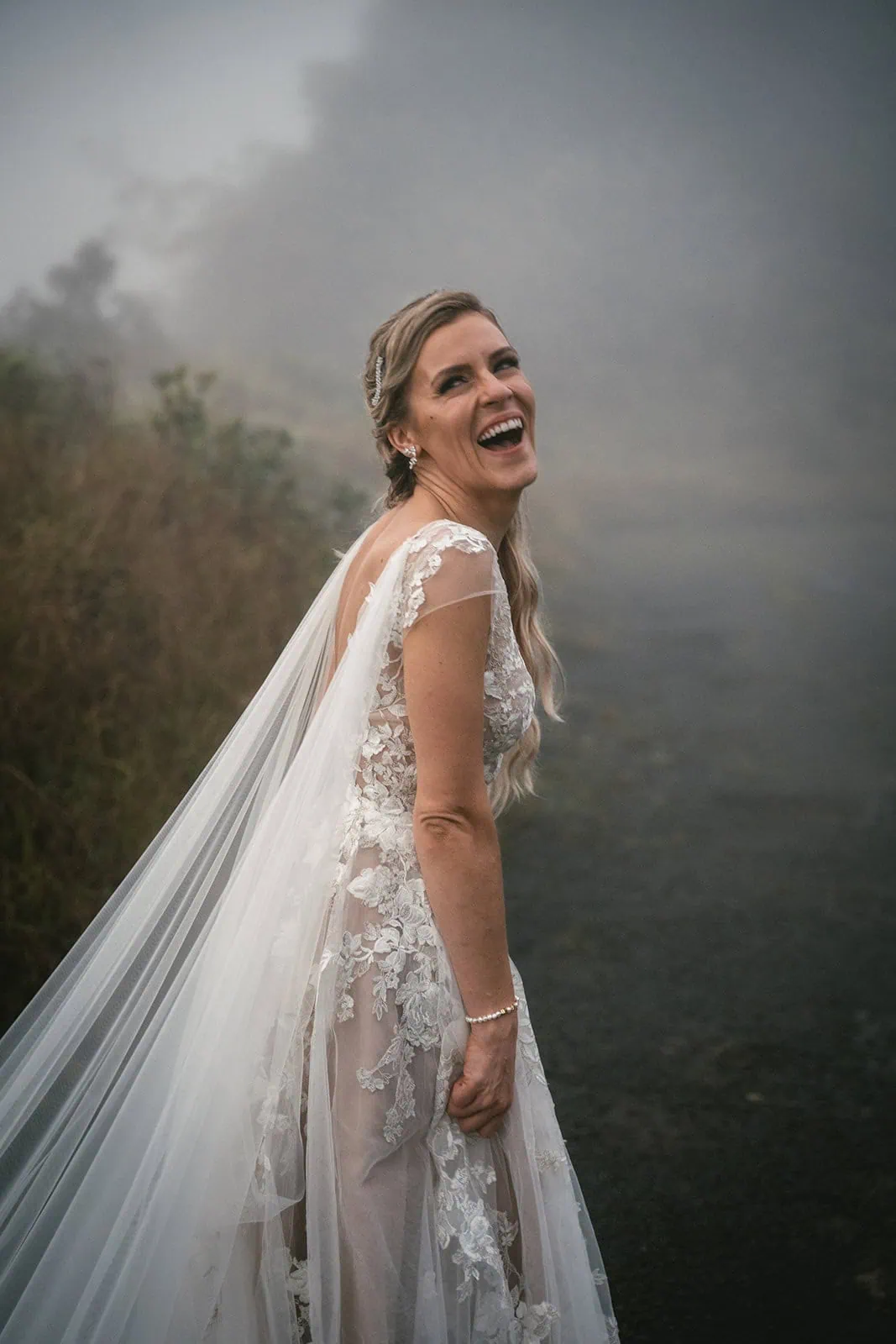 Portait of the bride in French Polynesia