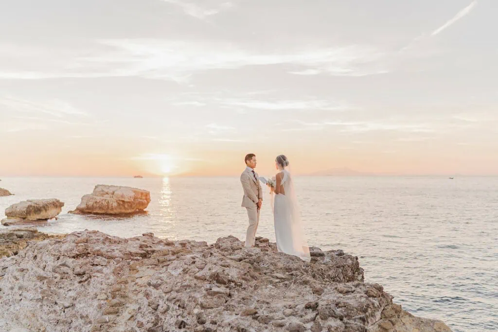 Amalfi Coast elopement - a beautiful sunset ceremony