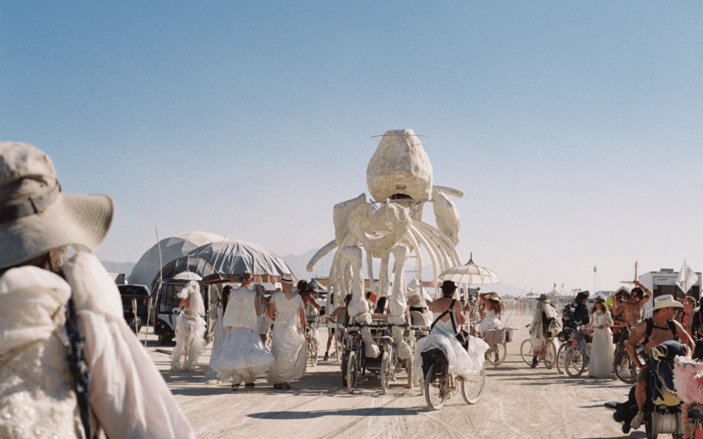 The best festivals to integrate in your elopement adventure