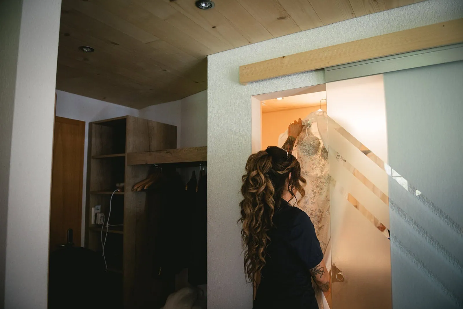 Grindelwald elopement bride's preparation