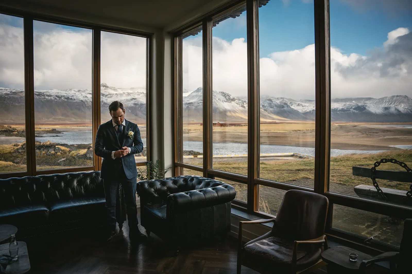 Iceland elopement: Groom before the ceremony