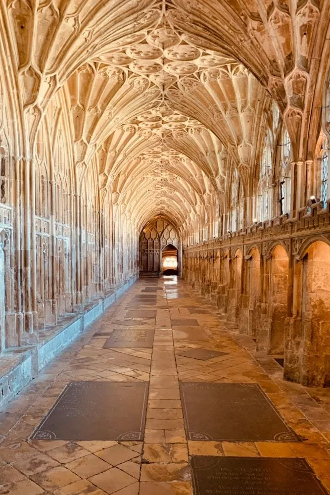 Harry Potter elopement locations - England, Gloucester Cathedral, hallways