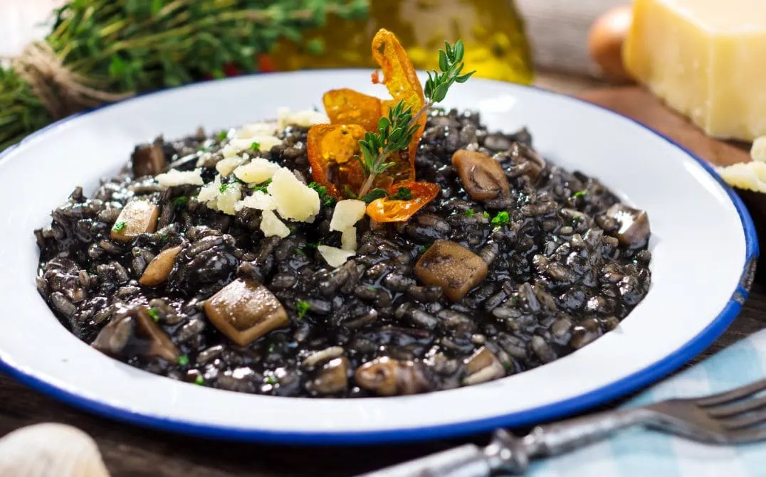 What to eat on your Croatia elopement - Crni rizot, Black risotto
