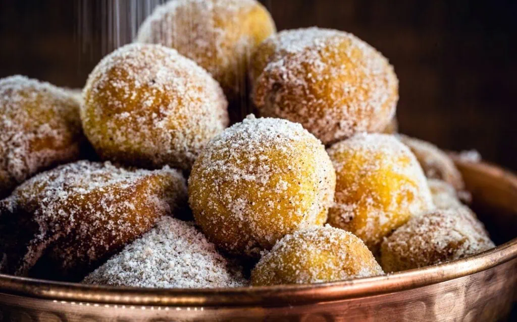 What to eat on your Croatia elopement - Fritule