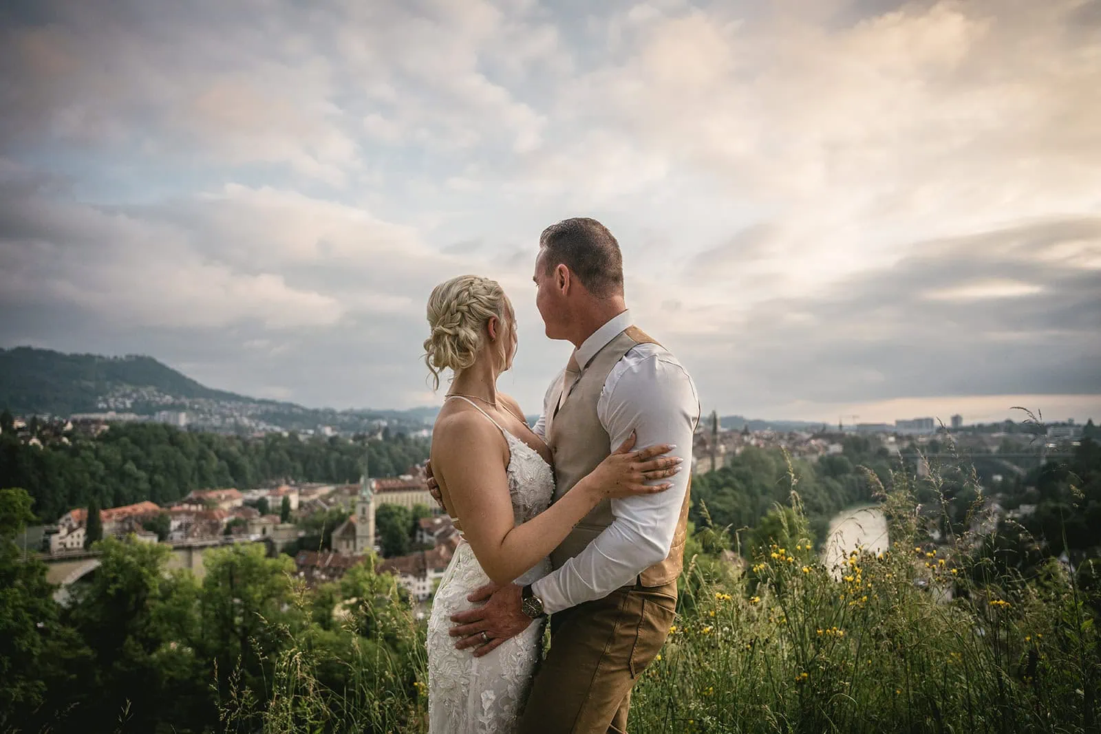 Switzerland elopement: a blend of adventure and intimacy