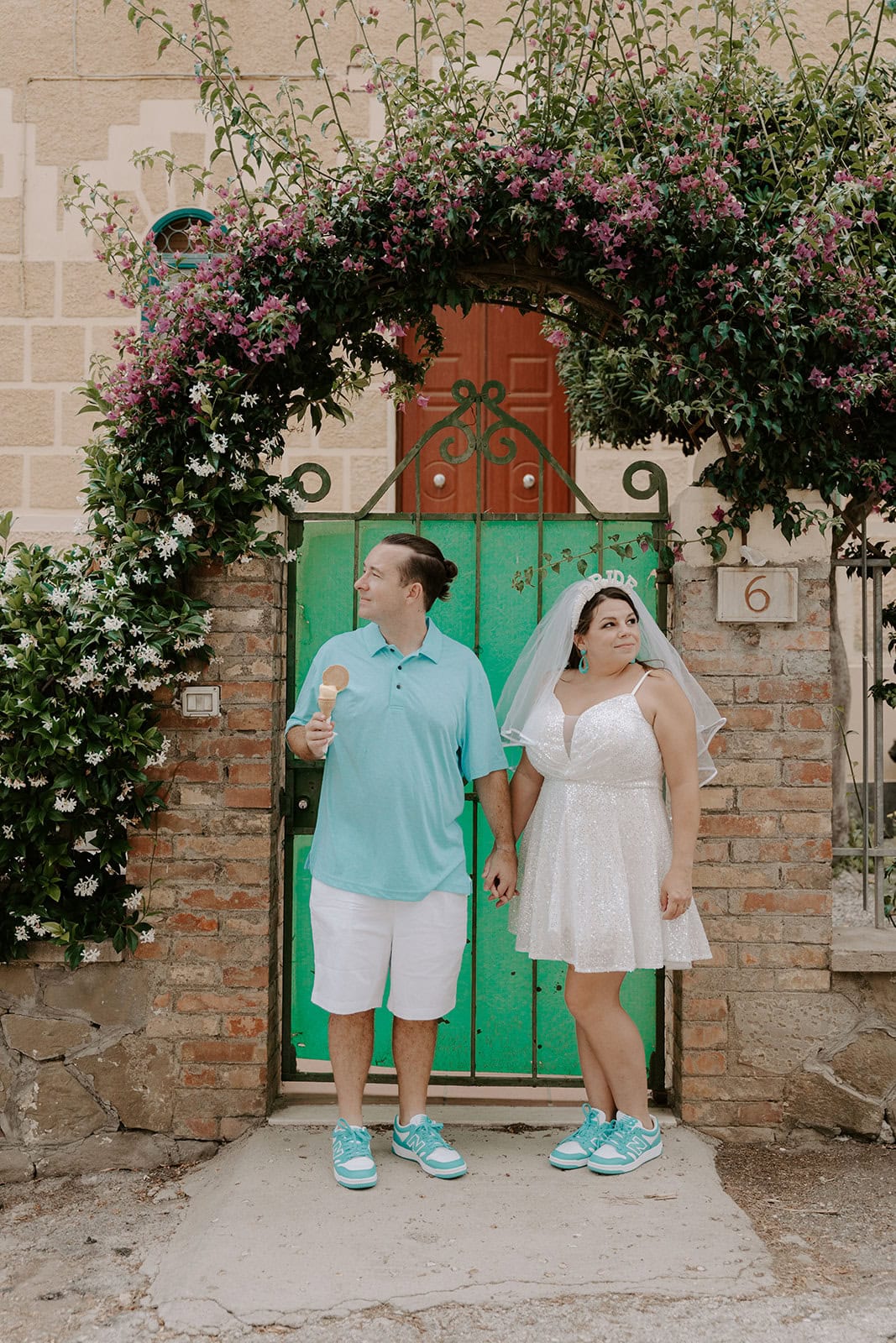 A quiet photoshoot during a Cinque Terre elopement