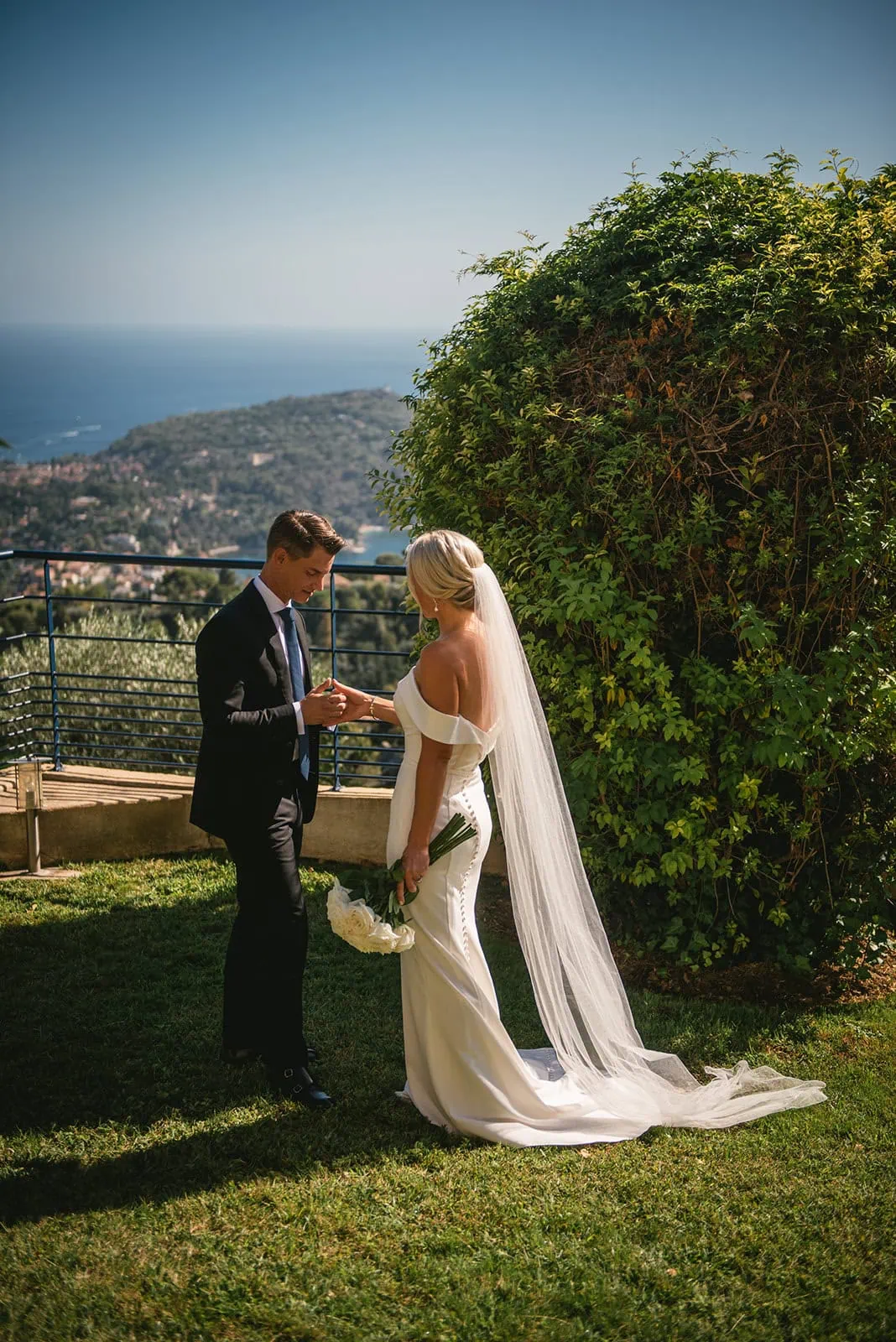 Timeless portrait of the couple during their first look in a South of France elopement