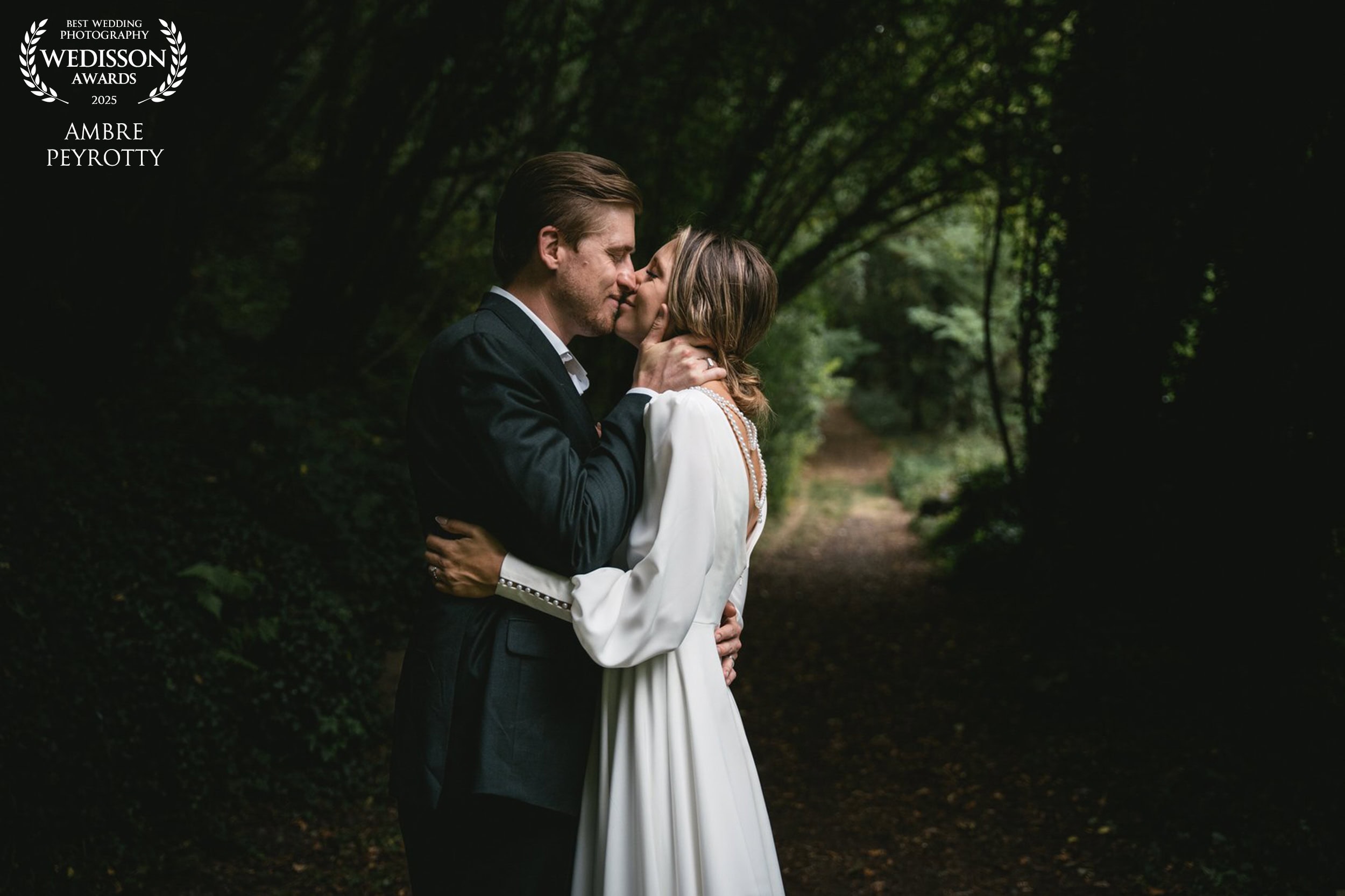 Intimate celebration capturing the Age of Discovery atmosphere of my elopement packages in Portugal