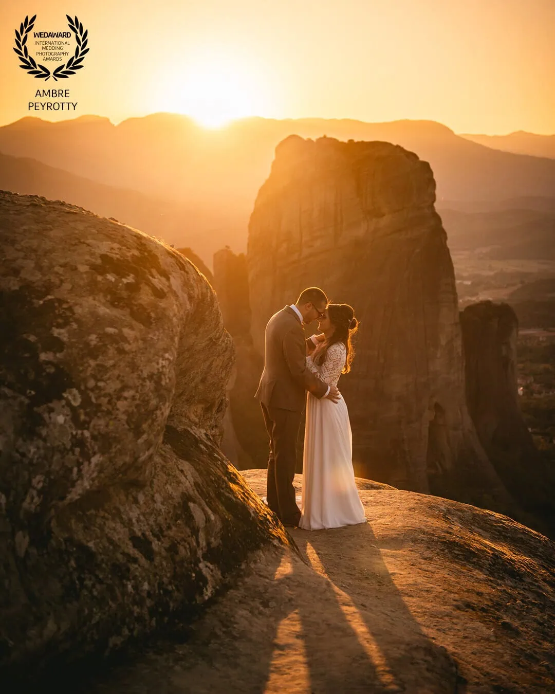 Magical celebration highlighting my 3-day Dragon elopement package in Spain's Moorish-inspired settings