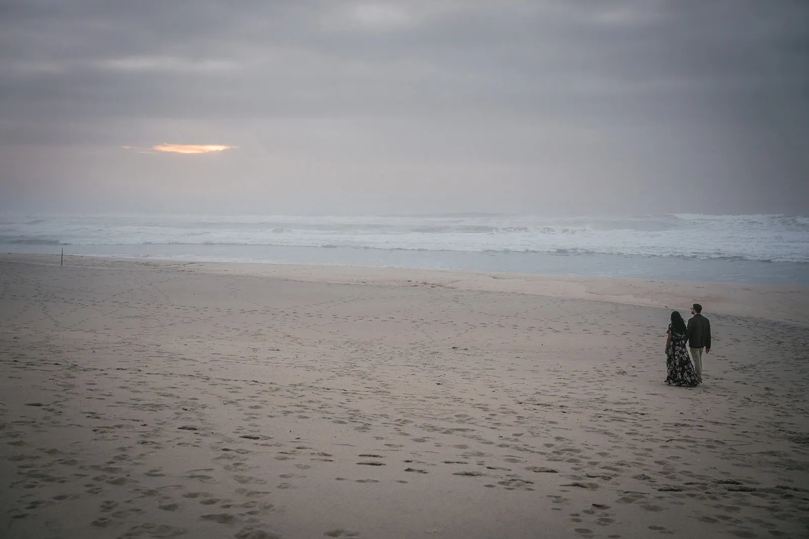 The fog rolled in from the ocean during their Lisbon elopement
