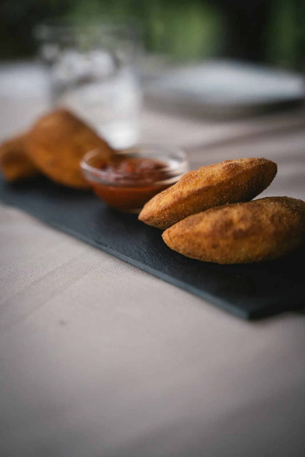 Portuguese cakes are tasted during a Lisbon elopement